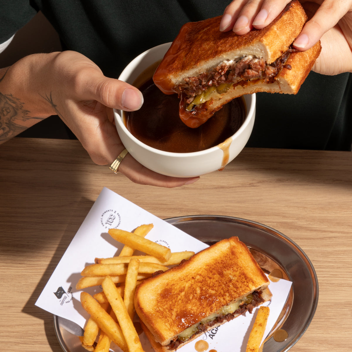 Pulled Beef Toastie w/ Gravy