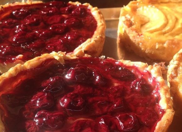 Apple/Cherry tart